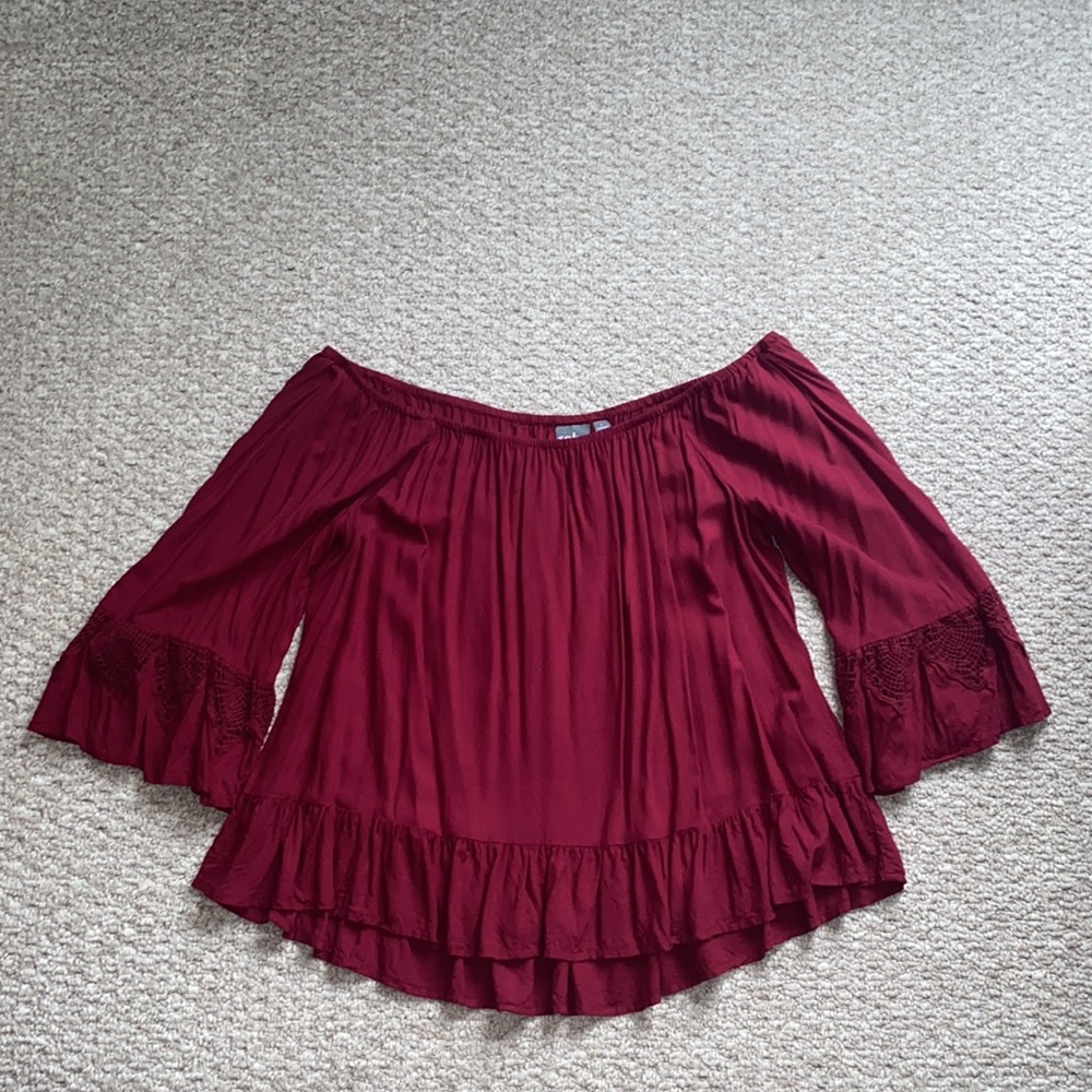 Soho New York and Company Women’s Top